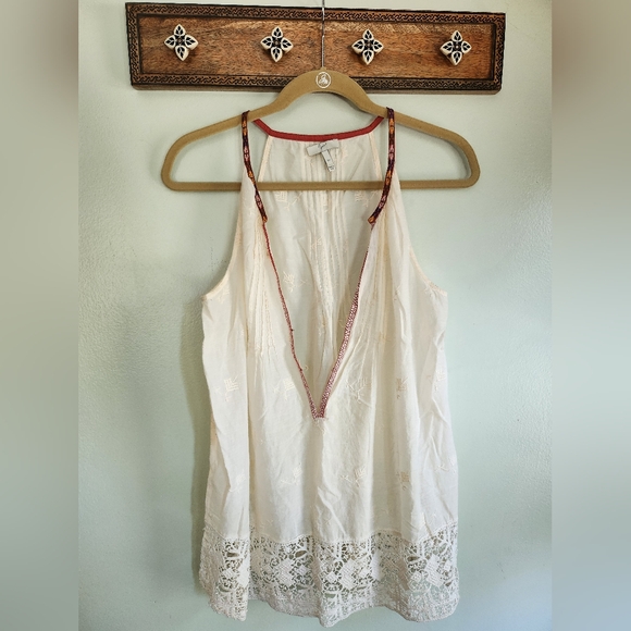 Joie Deep V Embroidered Tank Top SIZE M - Picture 3 of 6